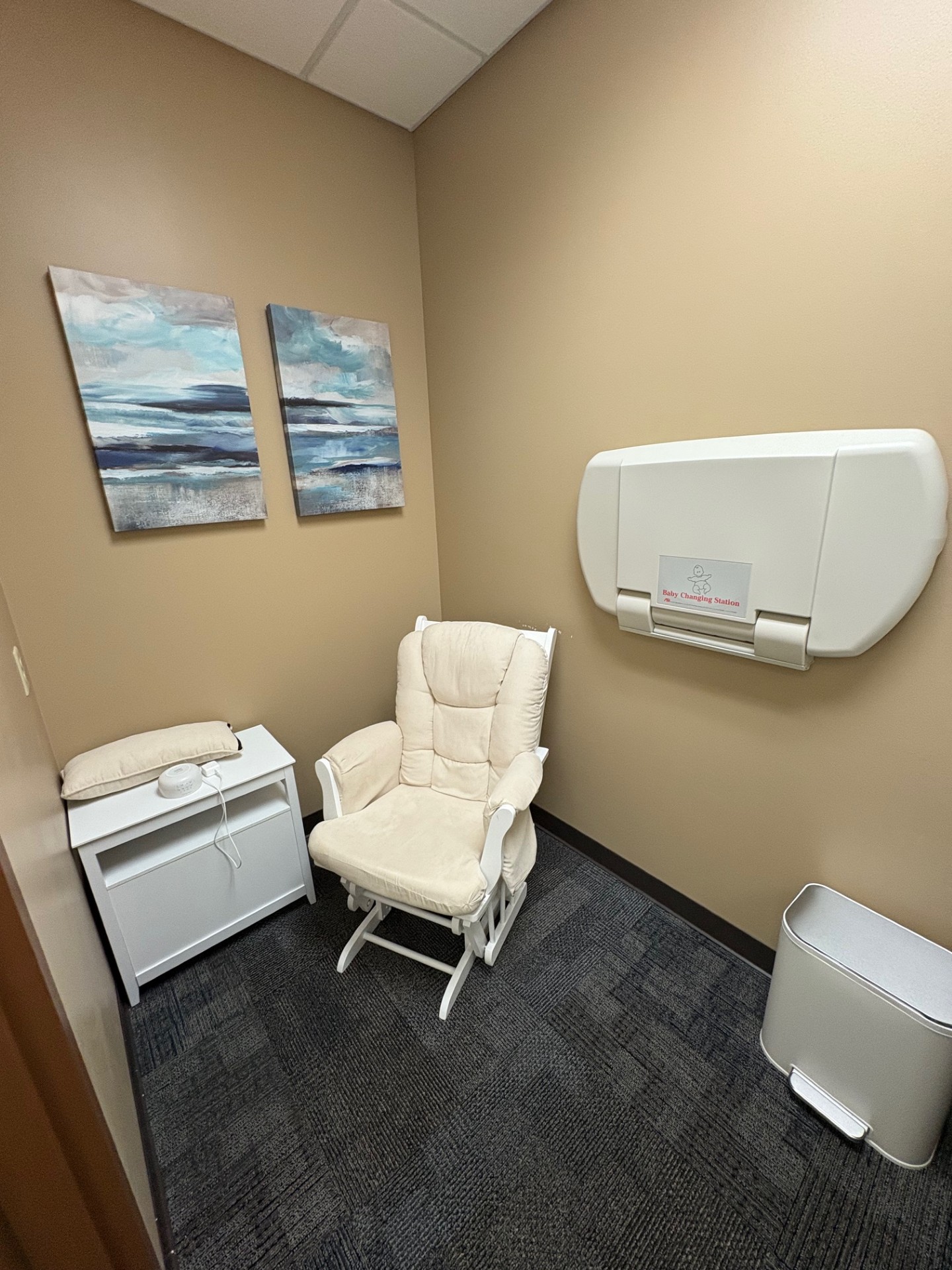 Foundation Funds Mother’s Room Renovation | Waukee Public Library ...